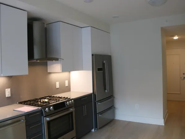 201 Marin Boulevard image 4 of 58