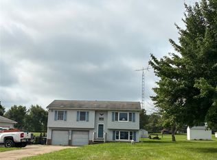 24083 Buck Rd, Alliance, OH 44601