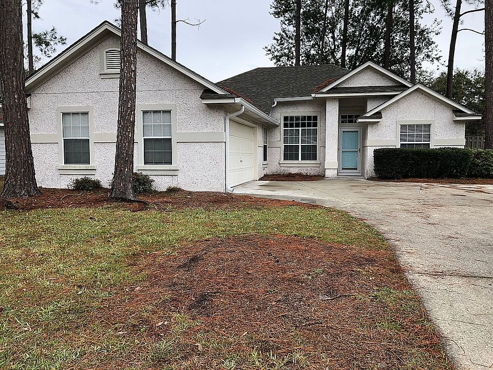 214 Hallowes Dr. S. 