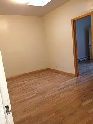 Rented by Lang Realty LLC | media 9