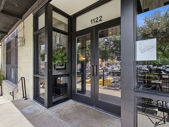 2nd image of 1122 Jackson St APT 318