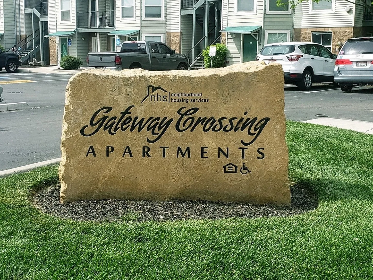 Gateway Crossing Apartments — Photo 3