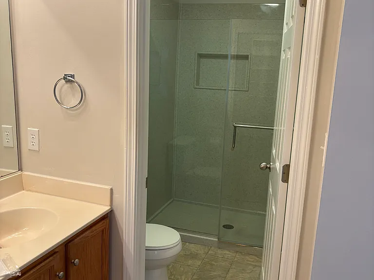 223 Woodruff Park Ln — Photo 8