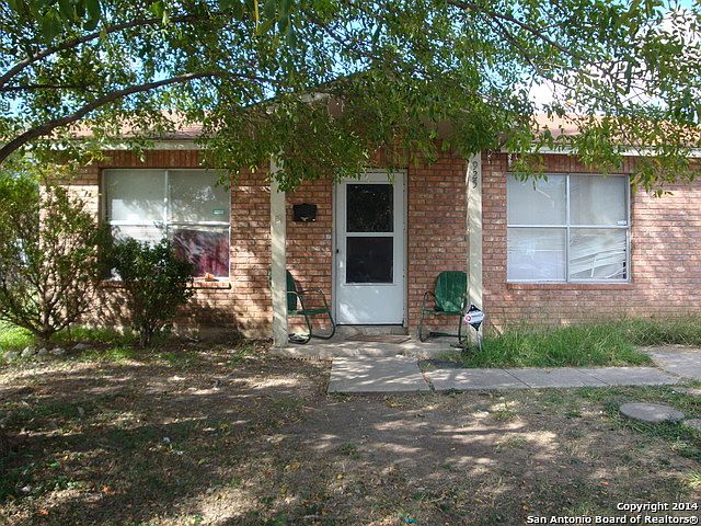 1st image of 925 Lee Hall St