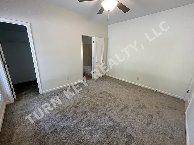112 Vann Cir — Photo 8
