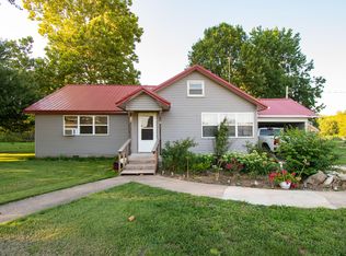 211 E Main St, Fairview, MO 64842