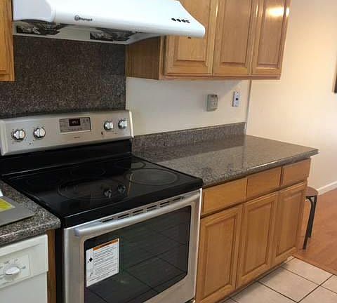 4th image of 1662 Kennedy Dr