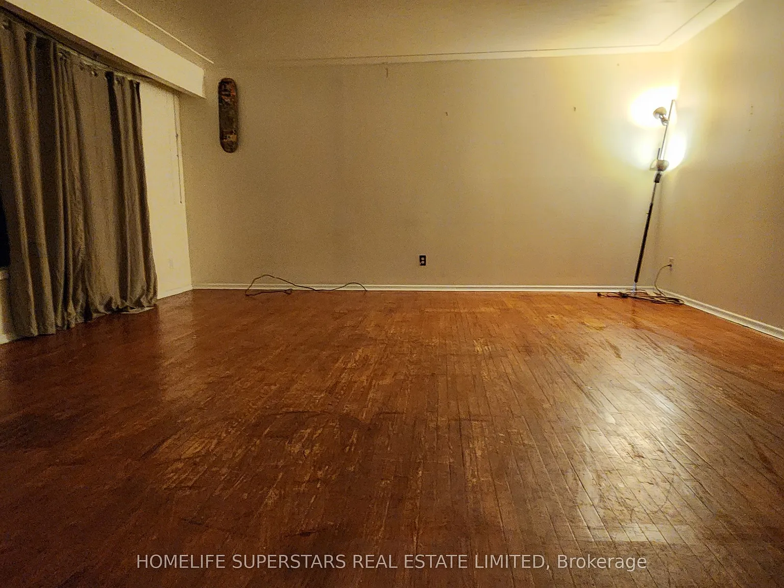4 bed, $3,600 — Photo 3