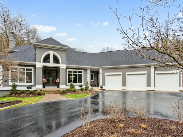 4640 Catamount Trl NE, Ada, MI 49301