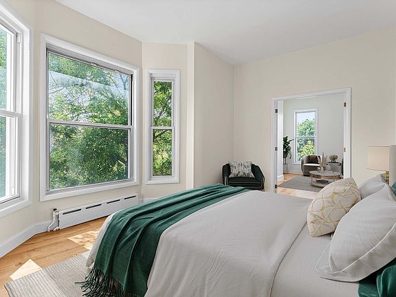 5th image of 72 Norman Ave Floor 2