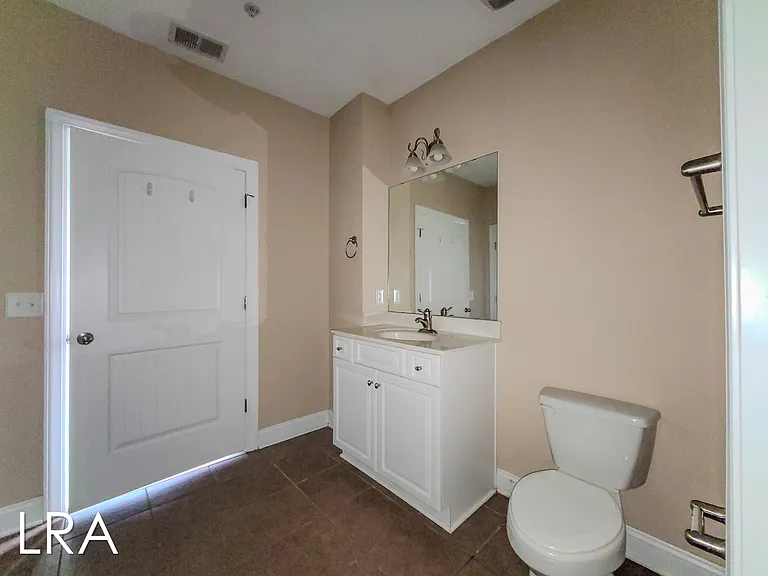 300 Gateway Dr #346 — Photo 26