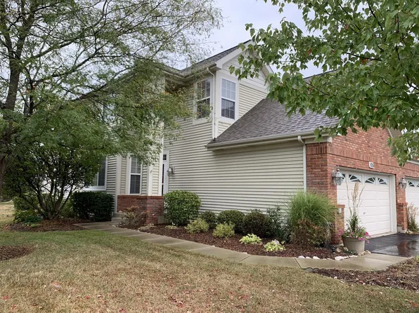 105 Remington Dr, St Charles, IL 60175