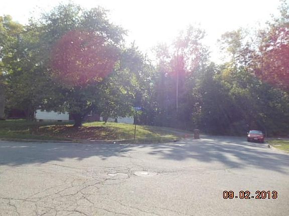 3rd image of 6500 Wardway Dr