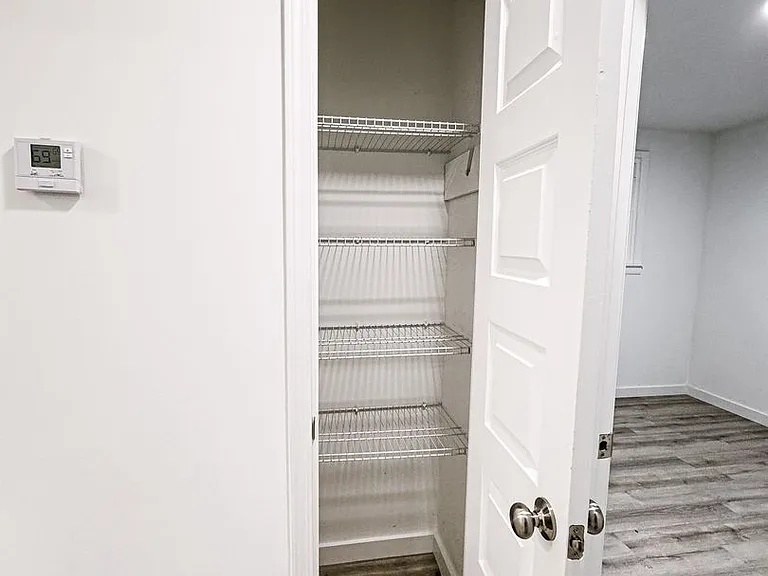 1307 Jarrett Dr — Photo 8