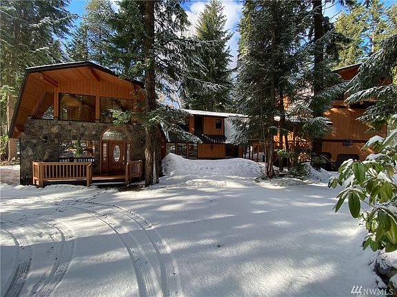 Why travel for the winter when you could call this gorgeous property home!