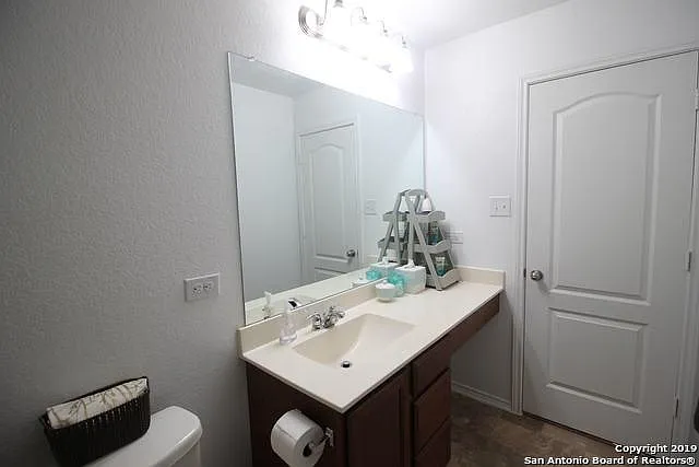 1407 Blue Jay Ct — Photo 11