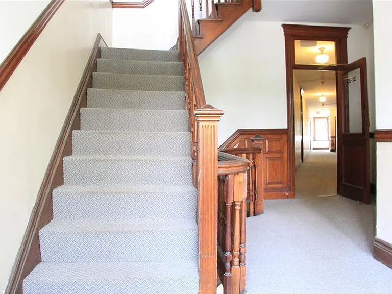 72 Kirkland St #33 — Photo 7