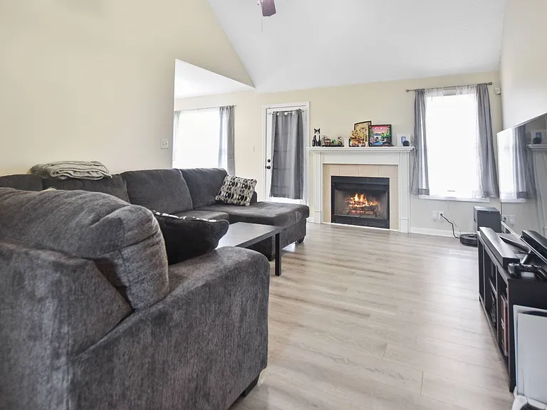 3847 Margie Ct — Photo 4