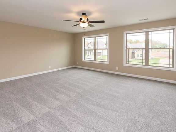 5th image of 268 Towes Ln