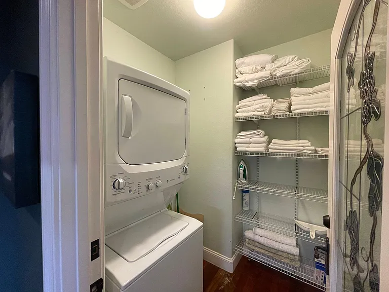 8450 Sonoma Hwy — Photo 18