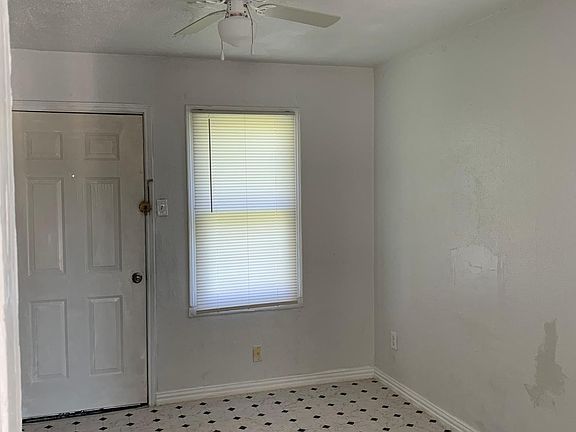 3rd image of 5732 Geddes Ave #5732