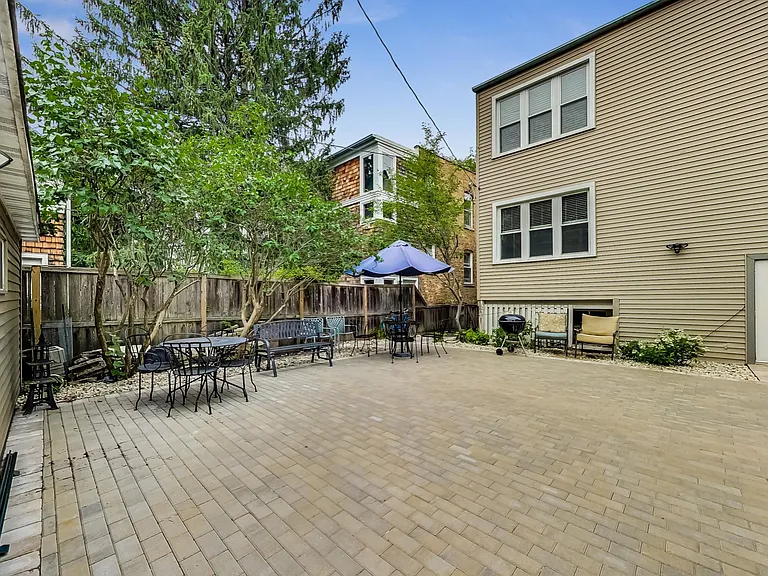 2646 Ewing Ave #1 — Photo 18