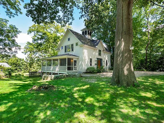 668 Middle St Portsmouth Nh 03801 Mls 4818405 Zillow