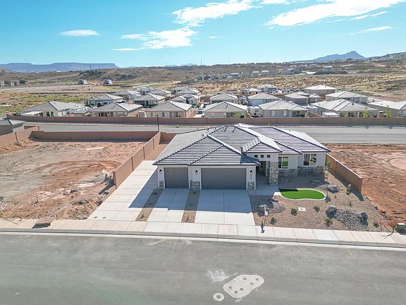 2nd image of 518 N 3085 W