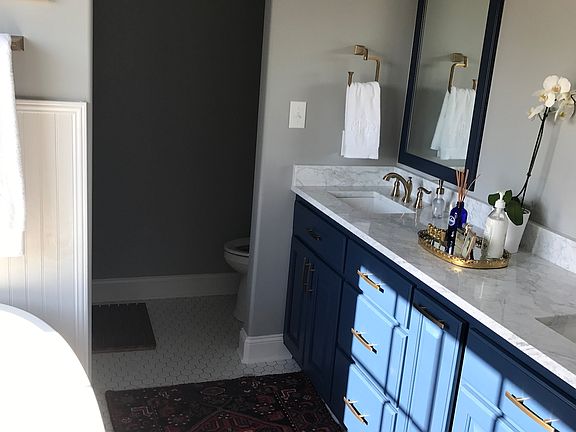 Master his/her vanity 