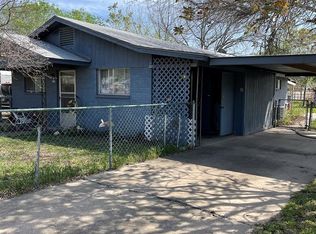 317 W Commerce St, Uvalde, TX 78801