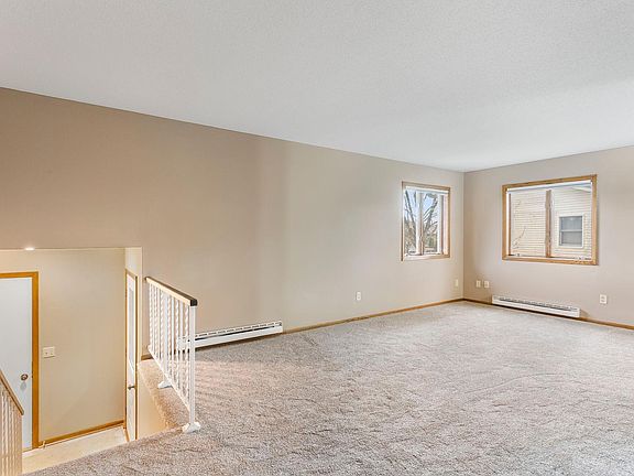 4th image of 615 High Ridge Rd