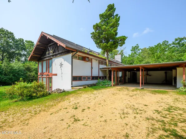 2051 Baileys Corner Road, Wall, NJ 07719