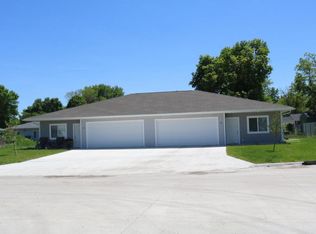 3 Reserve Ct, Garner, IA 50438
