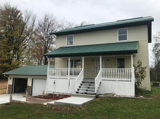 8691 N Sheridan Rd, Edmore, MI 48829