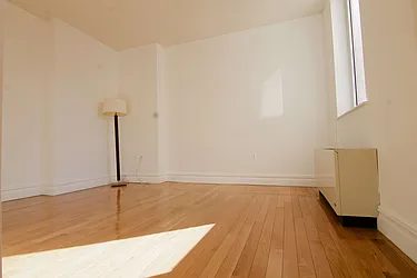 Rented by Nolita Group