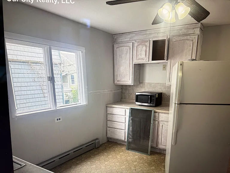 34 Whitman St #1C — Photo 8