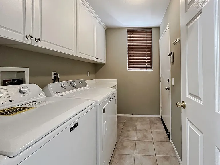 7905 Leway Dr — Photo 29