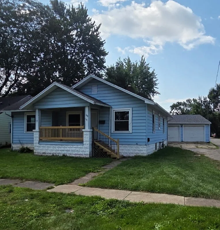 3 bed, 994 sqft, $1,750 — Photo 1