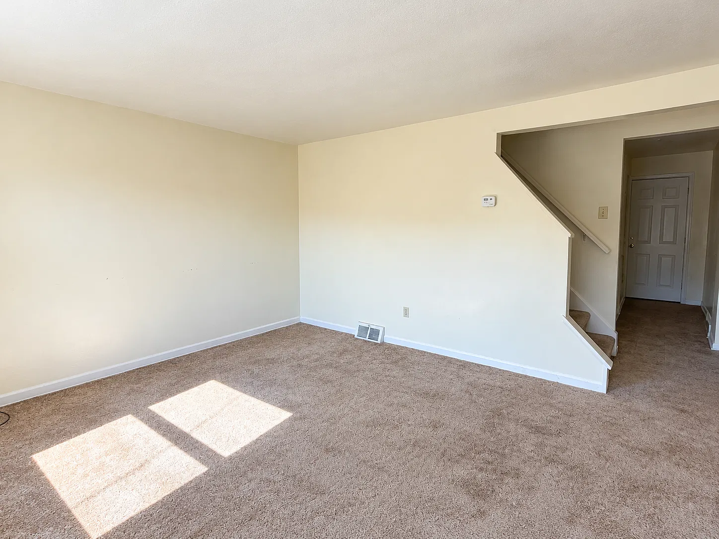 2 bed, 1150 sqft, $1,095 — Photo 2