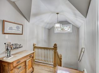 1087 Knox Ave, Birmingham, MI 48009