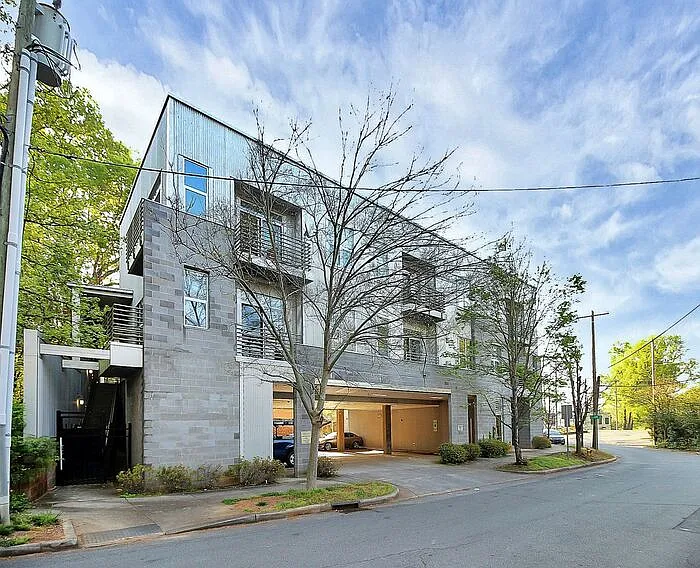 2 bed, 2.0 bath, 1022 sqft, $1,895 — Photo 1