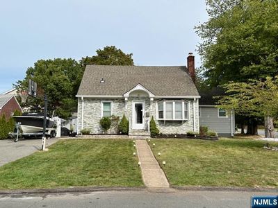 6 Sherwood Rd, Dumont, NJ, 07628