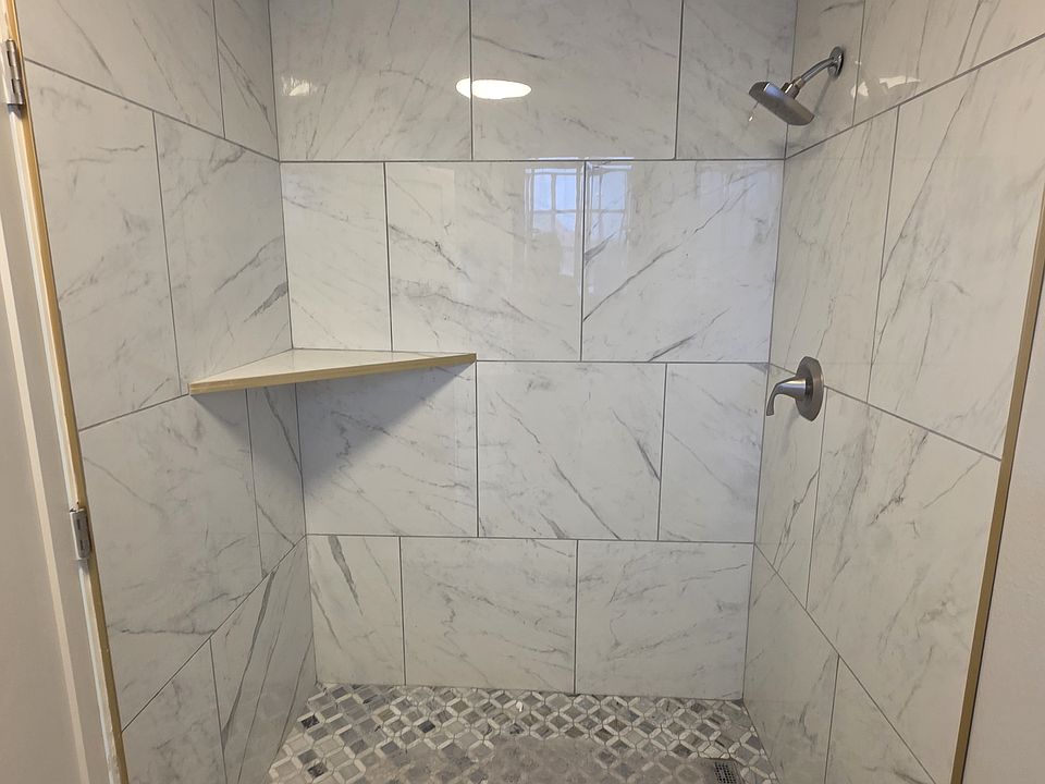 1st image of 703 W Graham Ave #C