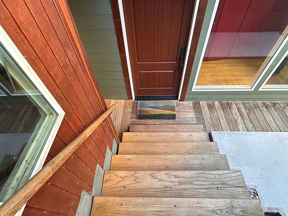 1st image of 6245 Crestwood Way