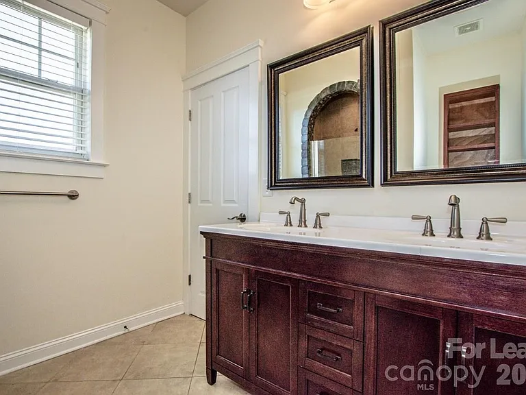 8147 Townley Rd — Photo 14