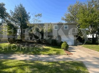 15408 David Ln, Oak Forest, IL 60452