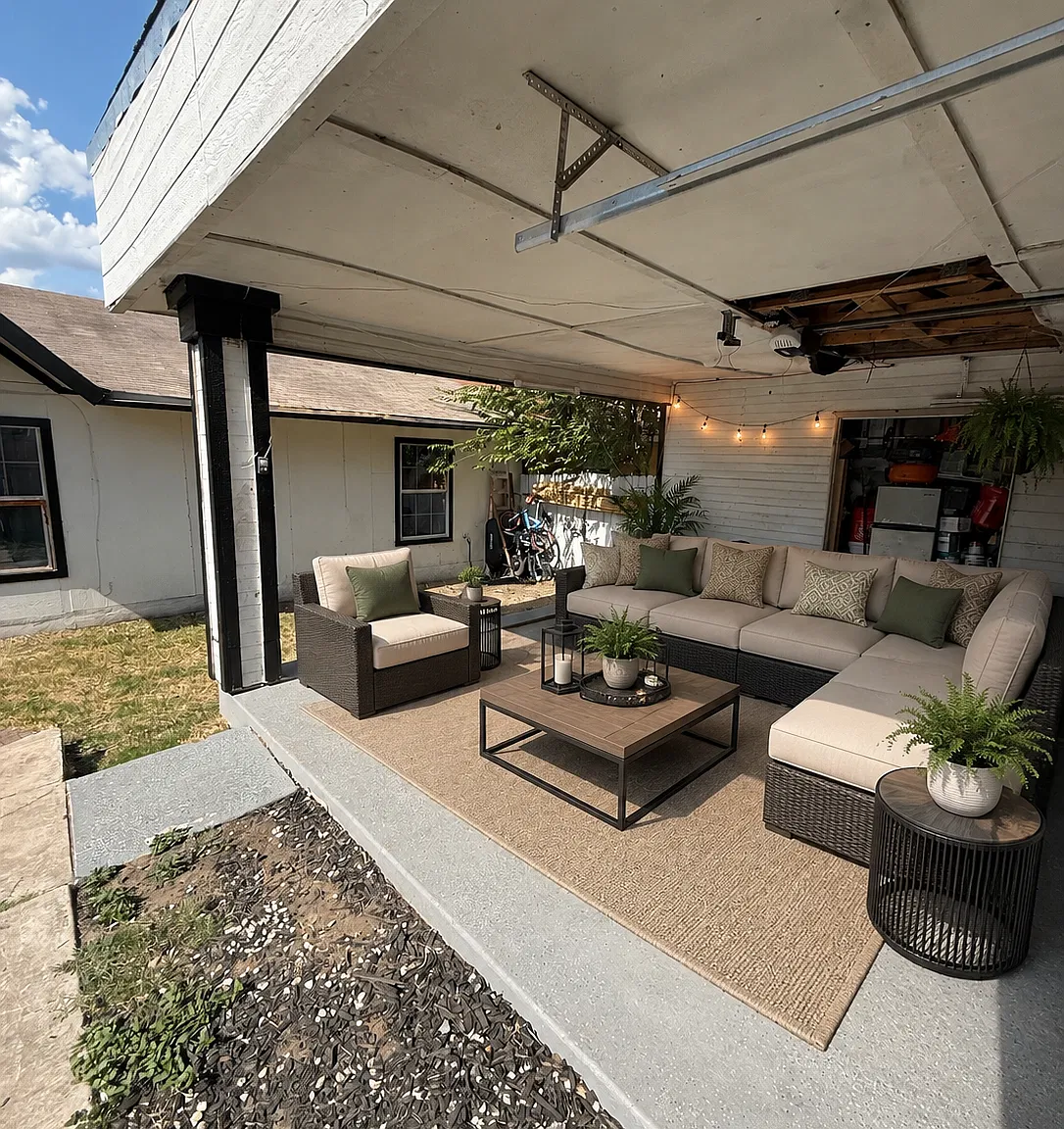 Large Lot Home with Fenced Backyard, Central AC + Heating, Covered Parking — Photo 1