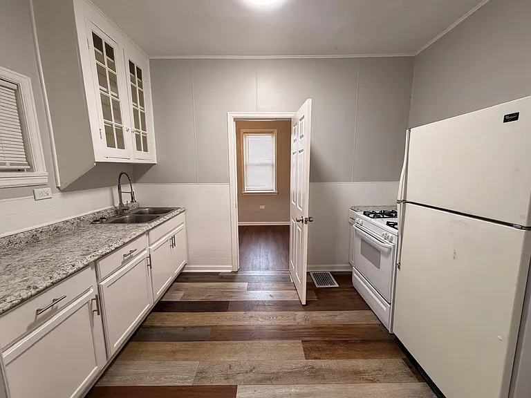 2905 Elm St — Photo 5
