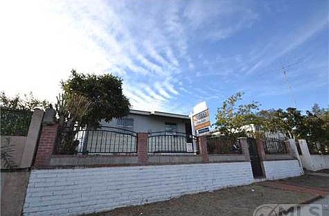 1st image of 2538 Fairmount Ave