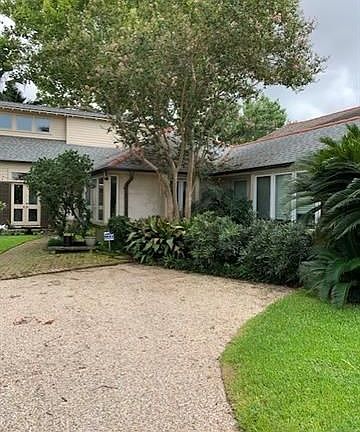 2nd image of 425 Patterson Dr